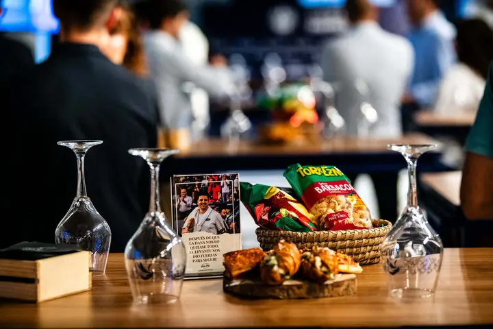 Las imágenes de la cata de cervezas de Heineken en la Sala Fenollosa