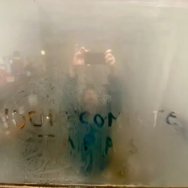 Hacia Una Forma De Sostén Radical
