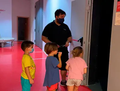 Tá