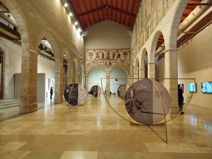 Descubre el Santo Cáliz de València en una exposición única en el Almudín