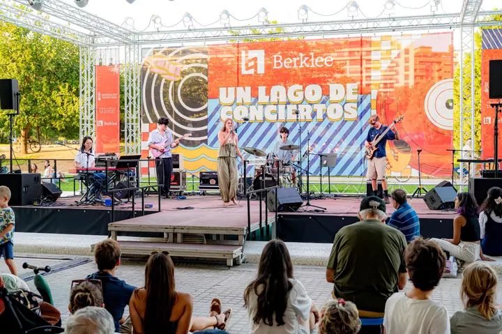 Un Lago de Conciertos - Berklee