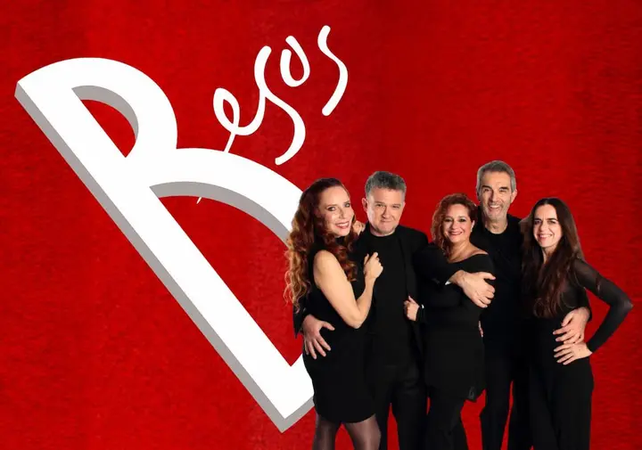 Ríete del amor y del desamor en el Teatre Talia con «Besos»