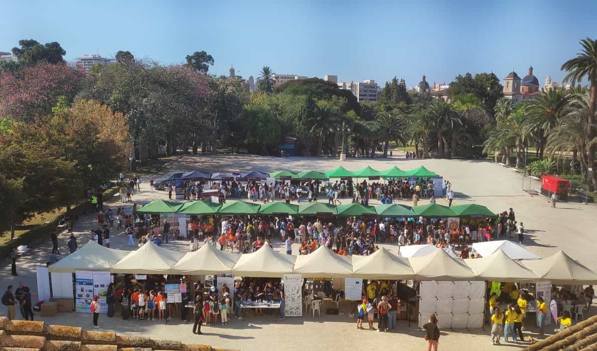 Cuarenta talleres científicos gratuitos toman los Jardines de Viveros para…